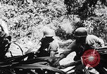 Standbild Schlacht von Angaur Dschungel Landepiste Angaur Palau Inseln, 1944, aus Sekunde 29 historischem Filmmaterial Videoclip 65675080166