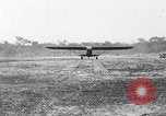 Standbild Schlacht von Angaur Dschungel Landepiste Angaur Palau Inseln, 1944, aus Sekunde 57 historischem Filmmaterial Videoclip 65675080166