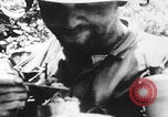 Image Épuisé bataille des soldats d'Angeur Îles Palaos d'Angaur, 1944, de la seconde 15 séquences d'archives historiques vidéo 65675080169
