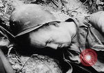 Image Épuisé bataille des soldats d'Angeur Îles Palaos d'Angaur, 1944, de la seconde 25 séquences d'archives historiques vidéo 65675080169