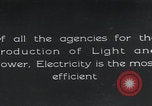 Immagine di sorgenti luminose United States USA, 1926, secondo 34 filmato di repertorio 65675080172