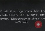 Immagine di sorgenti luminose United States USA, 1926, secondo 36 filmato di repertorio 65675080172