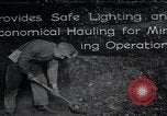 Standbild Frühe batteriebetriebene Bergbaugeräte United States USA, 1926, aus Sekunde 1 historischem Filmmaterial Videoclip 65675080174