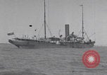 Standbild Oldtimer-Lastwagen und -Autos in den USA New York City USA, 1926, aus Sekunde 35 historischem Filmmaterial Videoclip 65675080175