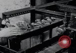 Immagine di Durata della batteria Edison United States USA, 1926, secondo 53 filmato di repertorio 65675080179