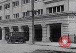 Standbild Oldtimer-Elektroautos New York City USA, 1926, aus Sekunde 56 historischem Filmmaterial Videoclip 65675080180