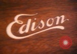 Image Invention du phonographe de Thomas Edison West Orange New Jersey USA, 1926, de la seconde 7 séquences d'archives historiques vidéo 65675080182