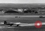 Standbild Englischer elektrischer Canberra-Jet-Flug Vereinigtes Königreich, 1952, aus Sekunde 1 historischem Filmmaterial Videoclip 65675080217