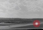 Standbild Englischer elektrischer Canberra-Jet-Flug Vereinigtes Königreich, 1952, aus Sekunde 16 historischem Filmmaterial Videoclip 65675080217