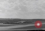 Standbild Englischer elektrischer Canberra-Jet-Flug Vereinigtes Königreich, 1952, aus Sekunde 19 historischem Filmmaterial Videoclip 65675080217