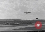 Standbild Englischer elektrischer Canberra-Jet-Flug Vereinigtes Königreich, 1952, aus Sekunde 21 historischem Filmmaterial Videoclip 65675080217