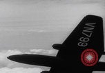 Standbild Englischer elektrischer Canberra-Jet-Flug Vereinigtes Königreich, 1952, aus Sekunde 35 historischem Filmmaterial Videoclip 65675080217