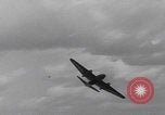Standbild Englischer elektrischer Canberra-Jet-Flug Vereinigtes Königreich, 1952, aus Sekunde 47 historischem Filmmaterial Videoclip 65675080217