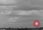 Standbild Englischer elektrischer Canberra-Jet-Flug Vereinigtes Königreich, 1952, aus Sekunde 58 historischem Filmmaterial Videoclip 65675080217