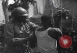 Immagine di I soldati della crisi congolese arrestano i civili Congo, 1960, secondo 5 filmato di repertorio 65675080229