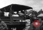 Immagine di I soldati della crisi congolese arrestano i civili Congo, 1960, secondo 31 filmato di repertorio 65675080229