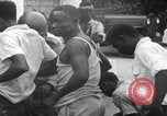 Immagine di I soldati della crisi congolese arrestano i civili Congo, 1960, secondo 33 filmato di repertorio 65675080229