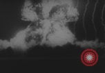 Standbild Atomtests der Operation Doorstep Nye County Nevada USA, 1953, aus Sekunde 55 historischem Filmmaterial Videoclip 65675080264