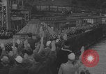 Standbild Freigelassene deutsche Kriegsgefangene kehren nach Hause zurück Deutschland, 1942, aus Sekunde 11 historischem Filmmaterial Videoclip 65675080266