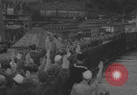 Standbild Freigelassene deutsche Kriegsgefangene kehren nach Hause zurück Deutschland, 1942, aus Sekunde 12 historischem Filmmaterial Videoclip 65675080266