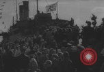 Standbild Freigelassene deutsche Kriegsgefangene kehren nach Hause zurück Deutschland, 1942, aus Sekunde 18 historischem Filmmaterial Videoclip 65675080266