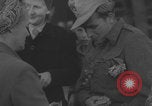 Standbild Freigelassene deutsche Kriegsgefangene kehren nach Hause zurück Deutschland, 1942, aus Sekunde 40 historischem Filmmaterial Videoclip 65675080266