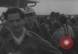 Standbild Freigelassene deutsche Kriegsgefangene kehren nach Hause zurück Deutschland, 1942, aus Sekunde 56 historischem Filmmaterial Videoclip 65675080266