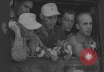 Standbild Freigelassene deutsche Kriegsgefangene kehren nach Hause zurück Deutschland, 1942, aus Sekunde 59 historischem Filmmaterial Videoclip 65675080266