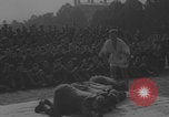Standbild Demonstration deutscher Judokas Dresden Deutschland, 1942, aus Sekunde 20 historischem Filmmaterial Videoclip 65675080267