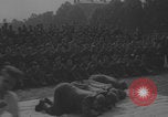 Standbild Demonstration deutscher Judokas Dresden Deutschland, 1942, aus Sekunde 21 historischem Filmmaterial Videoclip 65675080267