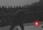Standbild Demonstration deutscher Judokas Dresden Deutschland, 1942, aus Sekunde 29 historischem Filmmaterial Videoclip 65675080267