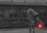 Standbild Demonstration deutscher Judokas Dresden Deutschland, 1942, aus Sekunde 30 historischem Filmmaterial Videoclip 65675080267