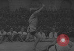 Standbild Demonstration deutscher Judokas Dresden Deutschland, 1942, aus Sekunde 44 historischem Filmmaterial Videoclip 65675080267