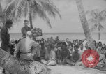 Standbild Ben Wyatt Eingeborene des Bikini-Atolls Bikini-Atoll, Marshal Islands, 1946, aus Sekunde 1 historischem Filmmaterial Videoclip 65675080272