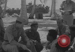 Standbild Evakuierung des Bikini-Atolls Bikini-Atoll, Marshal Islands, 1946, aus Sekunde 6 historischem Filmmaterial Videoclip 65675080274