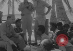 Standbild Evakuierung des Bikini-Atolls Bikini-Atoll, Marshal Islands, 1946, aus Sekunde 18 historischem Filmmaterial Videoclip 65675080274