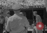 Standbild Evakuierung des Bikini-Atolls Bikini-Atoll, Marshal Islands, 1946, aus Sekunde 30 historischem Filmmaterial Videoclip 65675080274