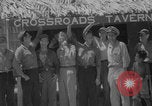 Standbild Evakuierung des Bikini-Atolls Bikini-Atoll, Marshal Islands, 1946, aus Sekunde 33 historischem Filmmaterial Videoclip 65675080274