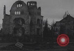 Image Bâtiments détruits à Cologne en Allemagne Cologne, Allemagne, 1945, de la seconde 31 séquences d'archives historiques vidéo 65675080283