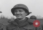 Immagine di Truppe della Terza Divisione Corazzata dell'esercito americano Colonia Germania, 1945, secondo 45 filmato di repertorio 65675080287