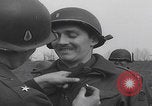 Immagine di Truppe della Terza Divisione Corazzata dell'esercito americano Colonia Germania, 1945, secondo 48 filmato di repertorio 65675080287