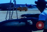 Image Mécanique des bases aériennes américaines pendant la guerre du Vietnam Vietnam, 1967, de la seconde 5 séquences d'archives historiques vidéo 65675080300