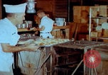 Image Construction d'une base américaine pendant la guerre du Vietnam Vietnam, 1967, de la seconde 12 séquences d'archives historiques vidéo 65675080301