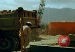 Image Construction d'une base américaine pendant la guerre du Vietnam Vietnam, 1967, de la seconde 20 séquences d'archives historiques vidéo 65675080301