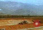 Image Construction d'une base américaine pendant la guerre du Vietnam Vietnam, 1967, de la seconde 27 séquences d'archives historiques vidéo 65675080301