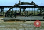 Image Construction d'une base américaine pendant la guerre du Vietnam Vietnam, 1967, de la seconde 54 séquences d'archives historiques vidéo 65675080301