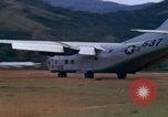 Image Largage aérien de l'US Air Force pendant la guerre du Vietnam Vietnam, 1967, de la seconde 11 séquences d'archives historiques vidéo 65675080302