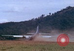Image Largage aérien de l'US Air Force pendant la guerre du Vietnam Vietnam, 1967, de la seconde 15 séquences d'archives historiques vidéo 65675080302