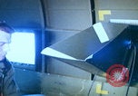Image Largage de tracts par un avion de l'US Air Force Vietnam, 1967, de la seconde 12 séquences d'archives historiques vidéo 65675080303