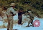 Image Largage de tracts par un avion de l'US Air Force Vietnam, 1967, de la seconde 58 séquences d'archives historiques vidéo 65675080303